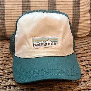 Patagonia unisex Aqua and Cream Hat